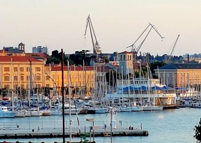 App Obrovac In The Centre - With Amazing Sea View!