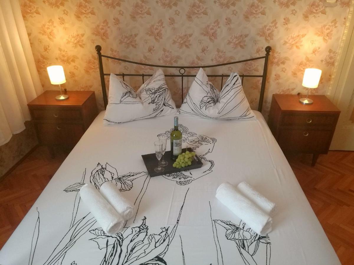 App Obrovac In The Centre - With Amazing Sea View! Apartment