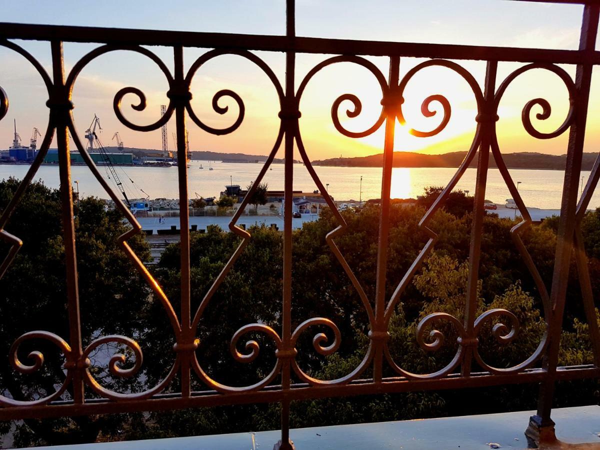 Apartment App Obrovac In The Centre - With Amazing Sea View! *